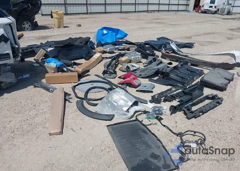 2024 Ford Explorer Limited z USA, uszkodzony, nr VIN 1FMSK7FH7RGA80745